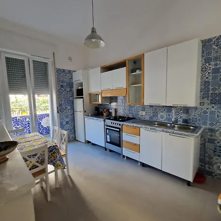 Casa Cristina アパート マイオーリ